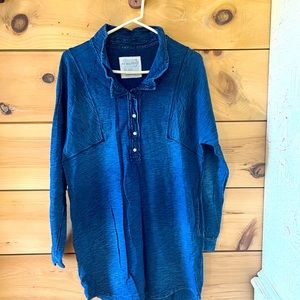 We the free tunic large